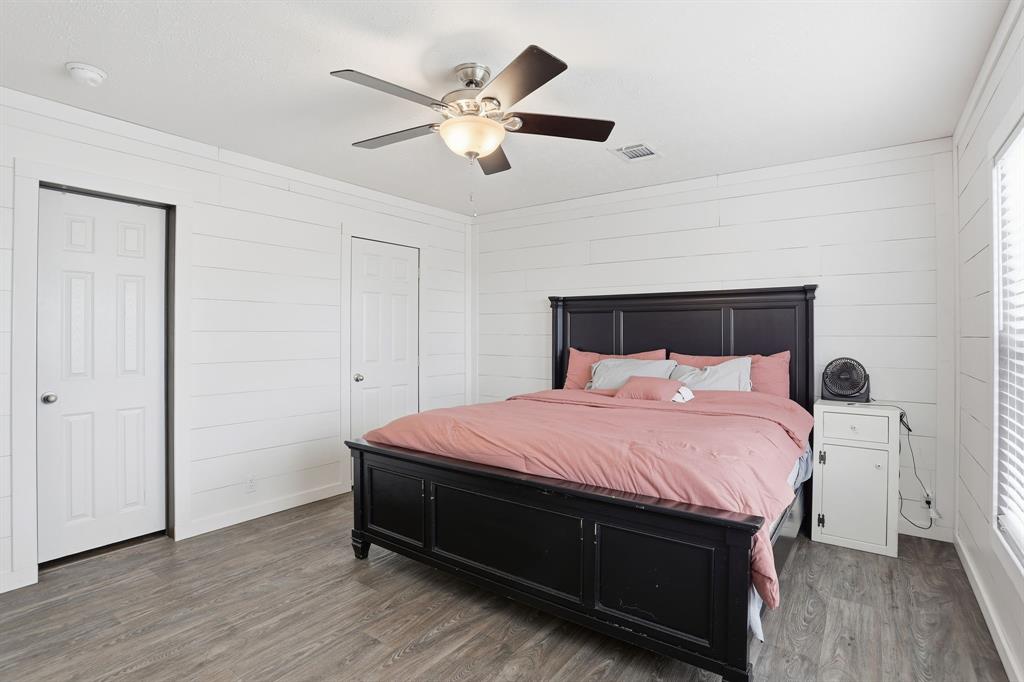 squires acres - Residential