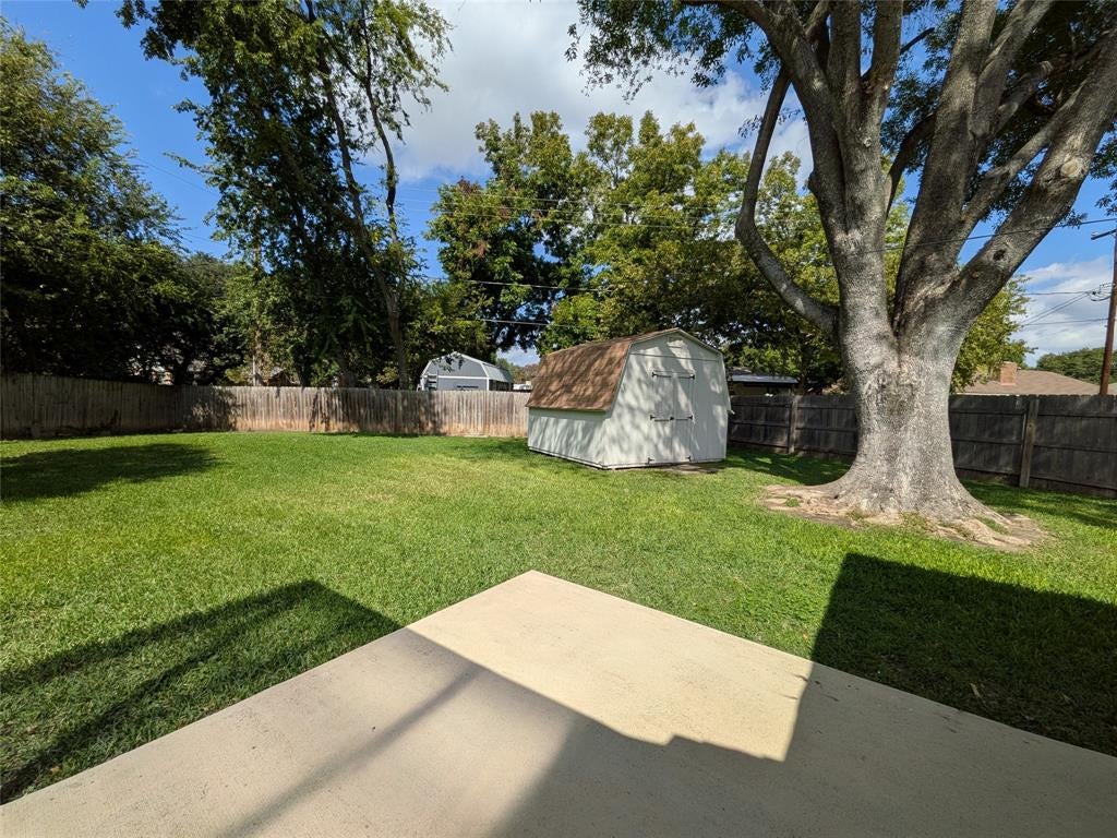 1104 Thistle Court