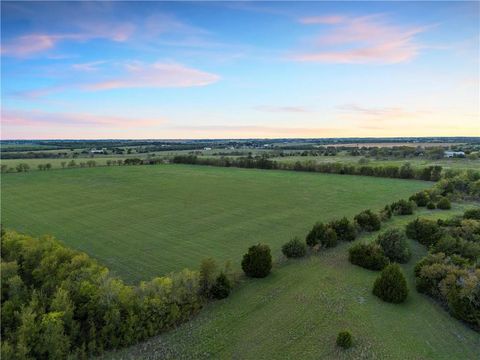 Tiny photo for 2522 S Robinson Drive, Robinson, TX 76706 (MLS # 217509)