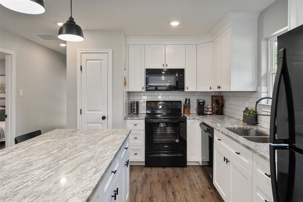 Baywood Estates - Residential