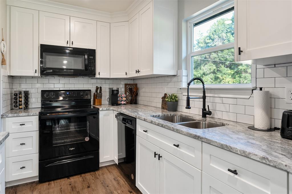 Baywood Estates - Residential