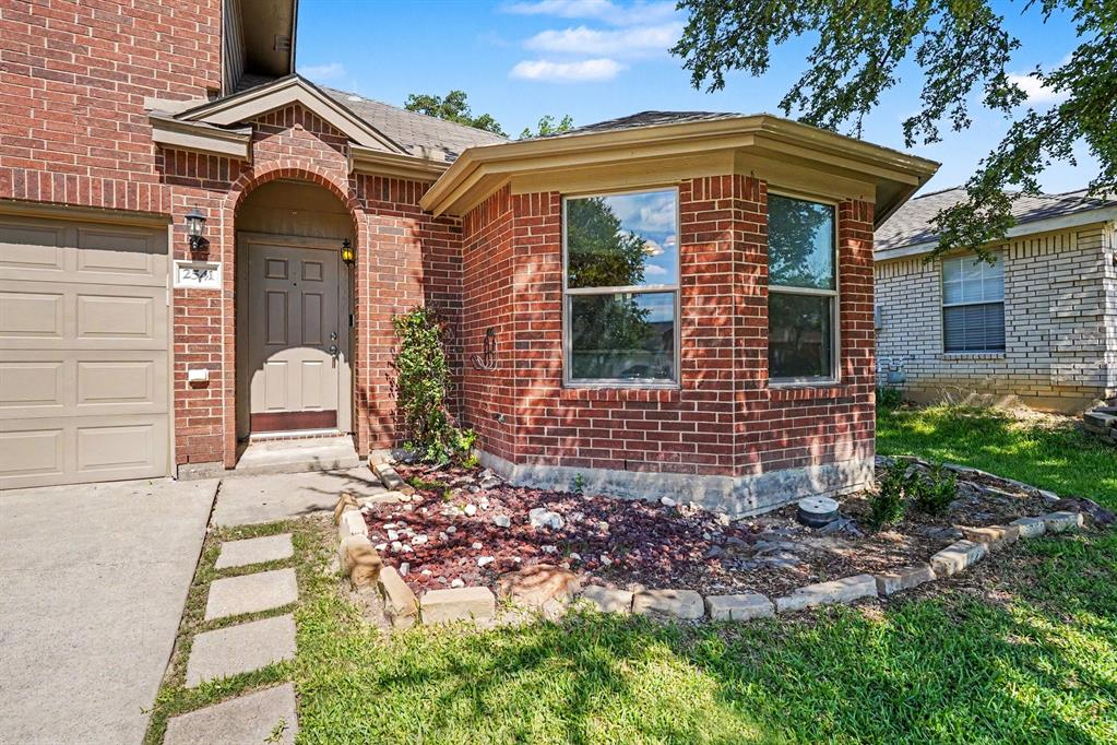 2541 Rivers Edge Drive