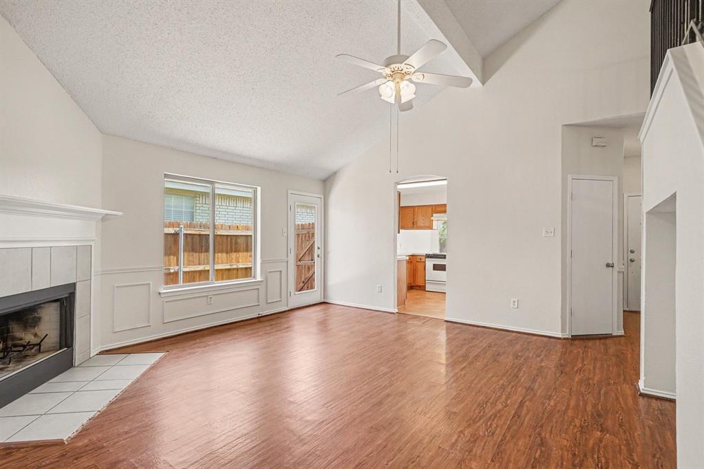 2541 Rivers Edge Drive