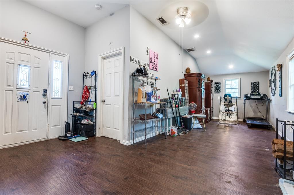 3622 Falls Drive