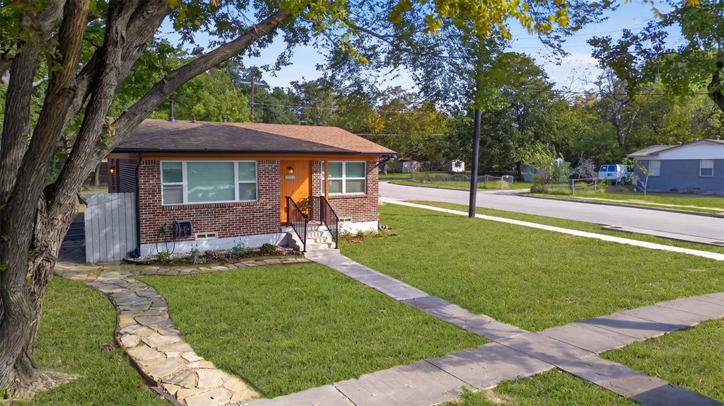 421 Wallace Drive