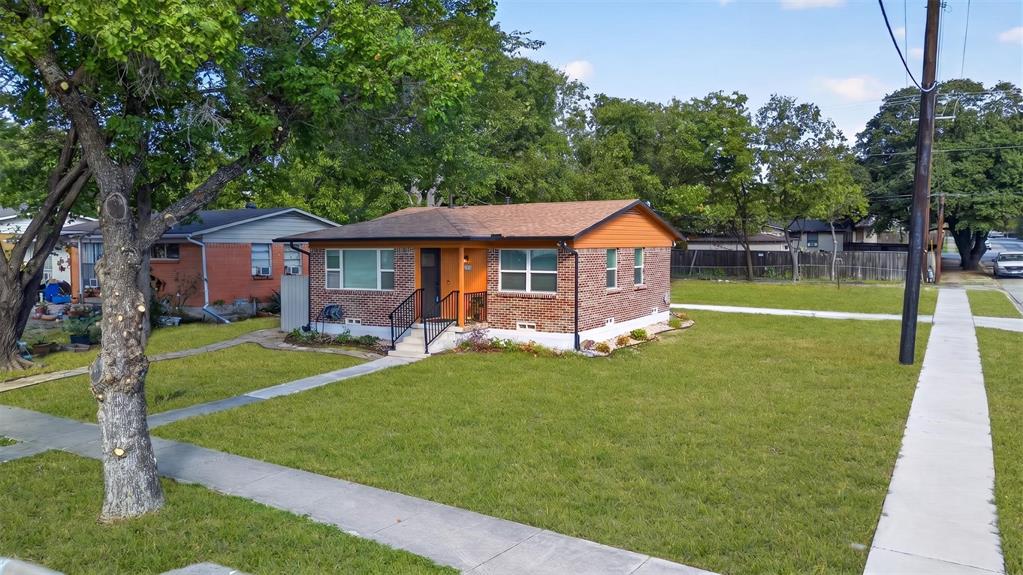 421 Wallace Drive