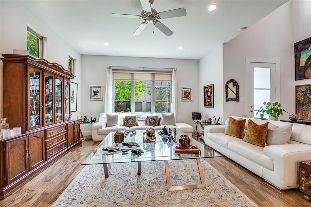 5611 Martel Avenue