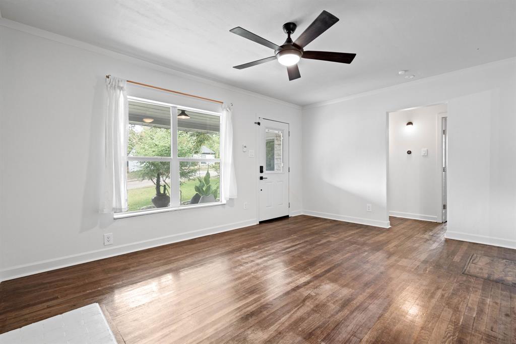 Cresta Blanca - Residential