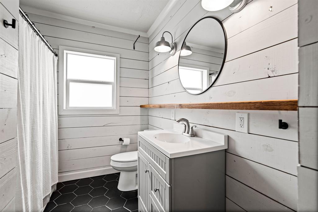 Cresta Blanca - Residential