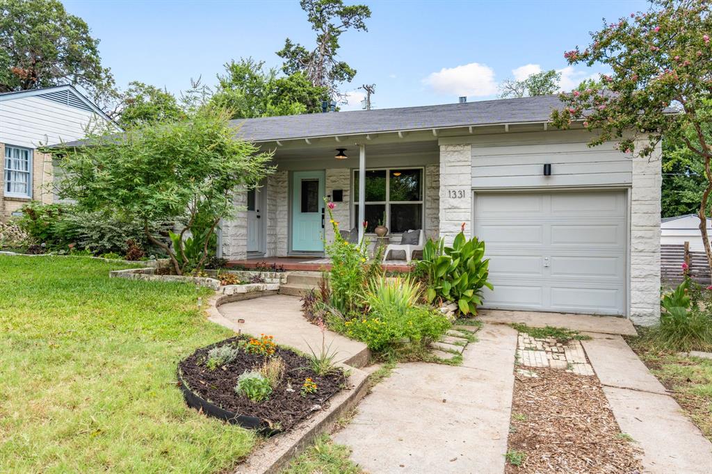 Cresta Blanca - Residential