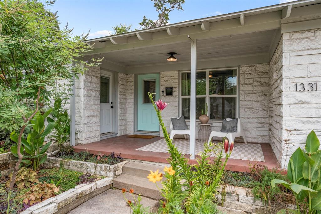 Cresta Blanca - Residential