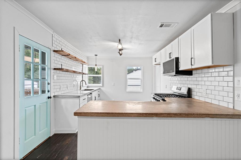 Cresta Blanca - Residential