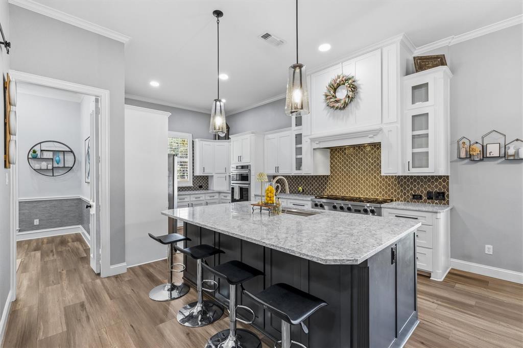 900 Bandera Court