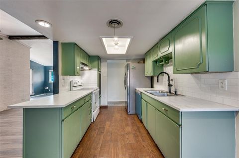 13815 Stonemoss Drive Dallas TX 75240