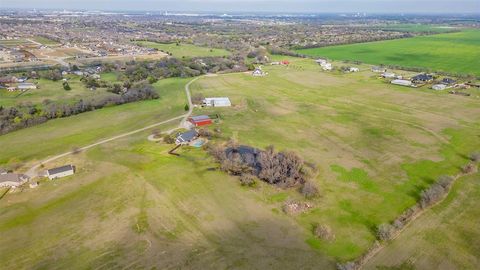 A home in Waxahachie