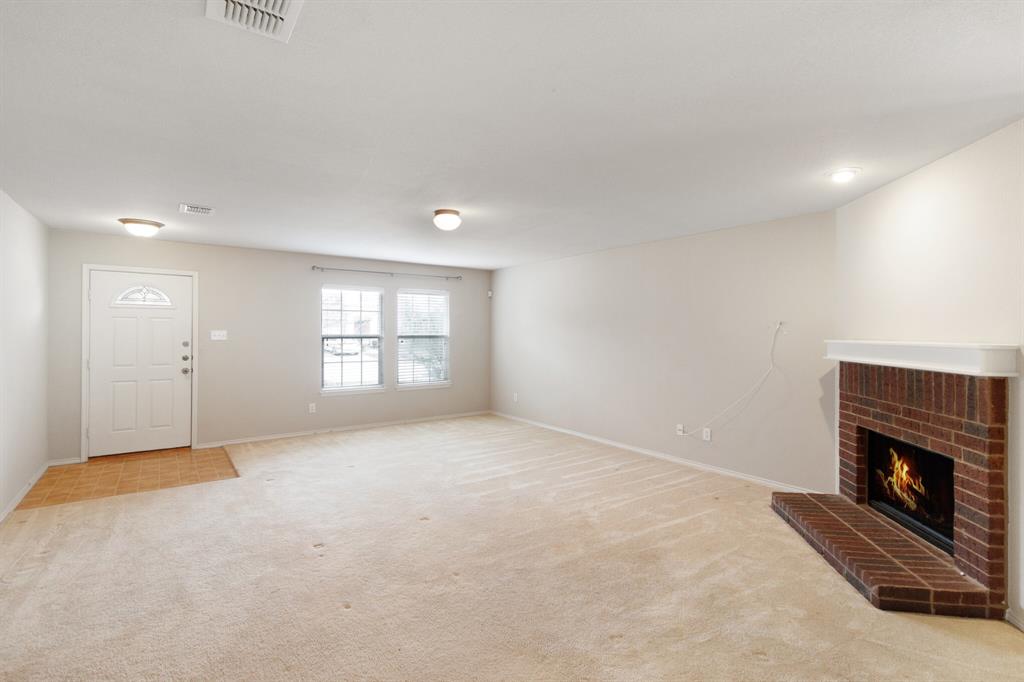 Photo 6 of 18 of 2120 Burnside Drive house