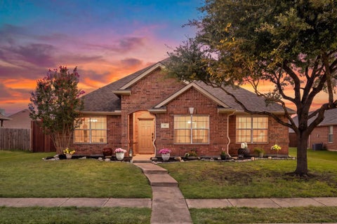 Photo of 117 Shadybrook Drive, Wylie, TX 75098 (MLS # 21333979)