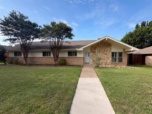 1618 WOODCREST LN, CARROLLTON, TX 75006 - Image ce0f7a53c39ea3b70df4ec4b0584ae65/1996399416