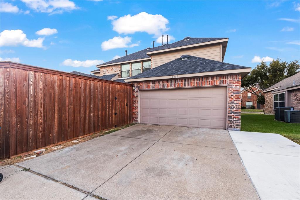 Lakewood Pointe - Residential