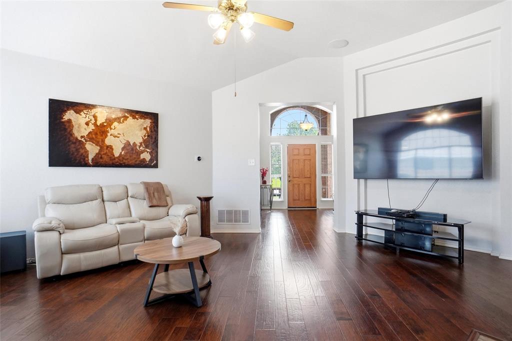 5371 Natchez Trail