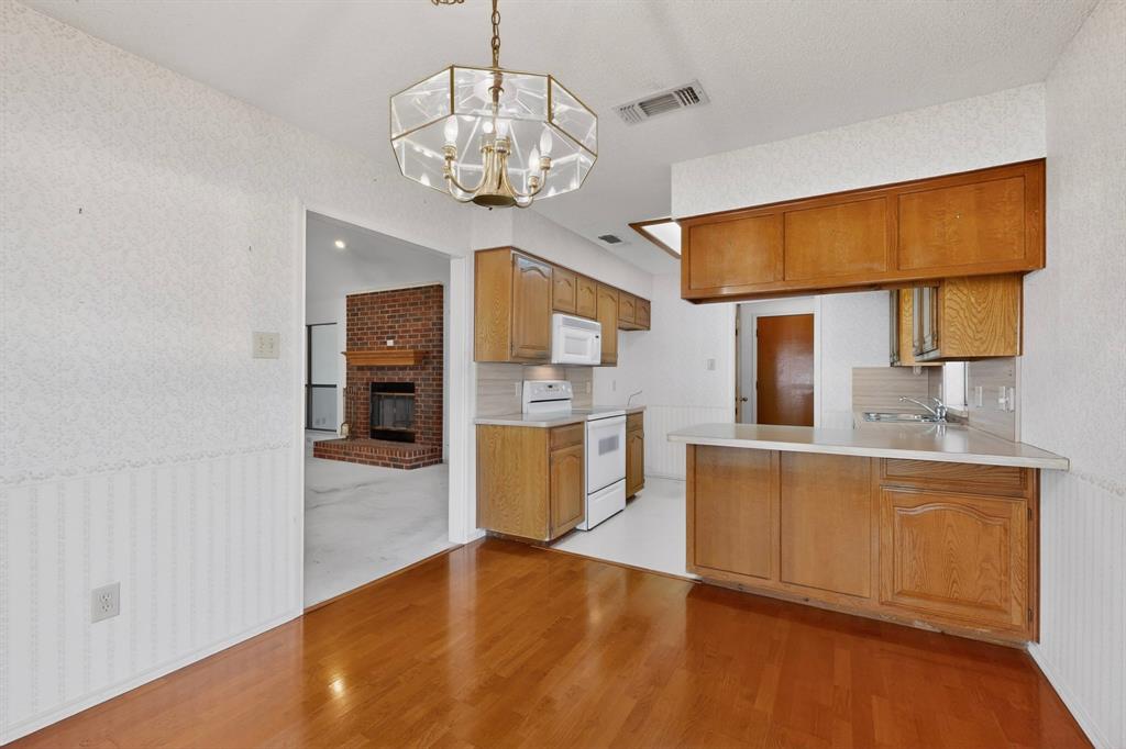 Foster Village Add - Residential
