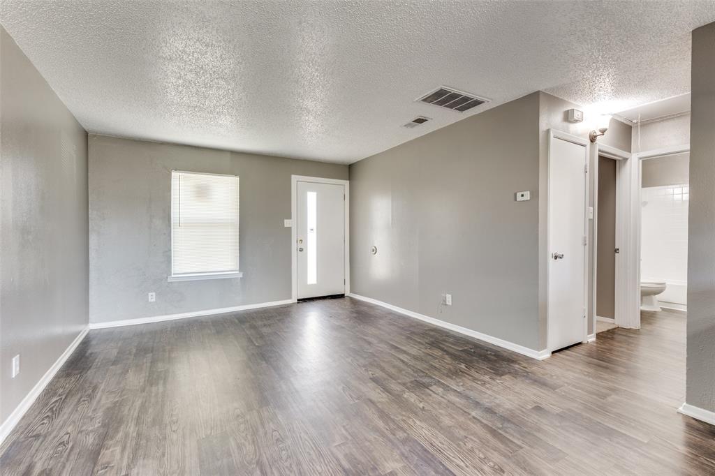 Hyde-Jennings Sub - Residential Lease