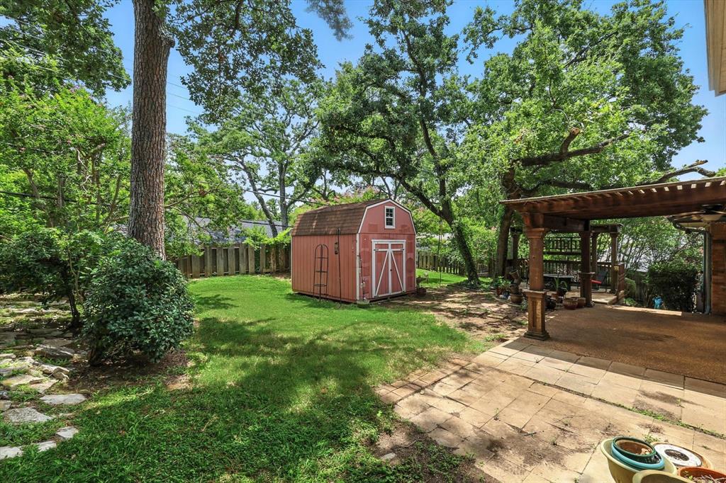 Brook Hollow East Add - Residential