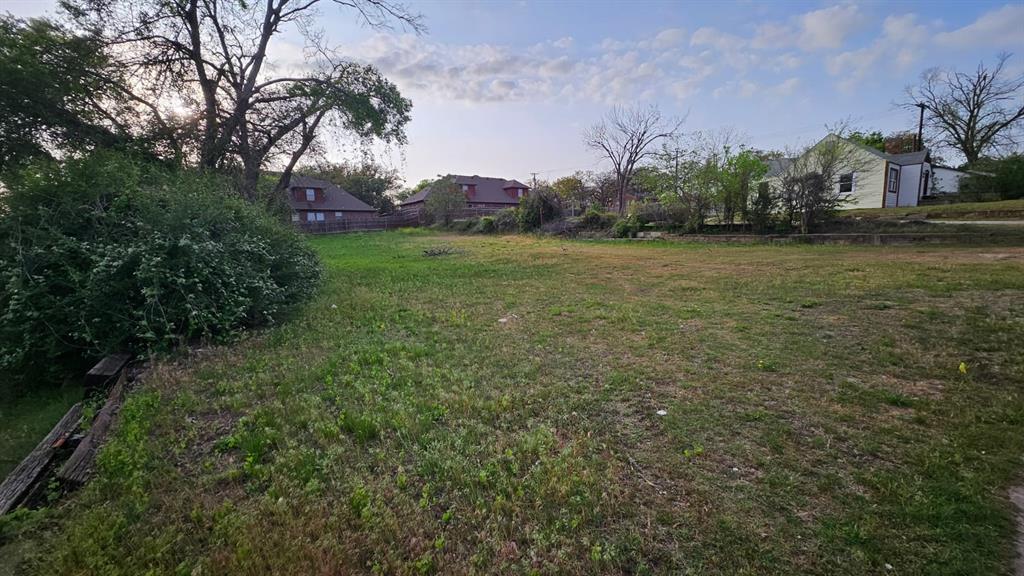 2033 Haltom Road