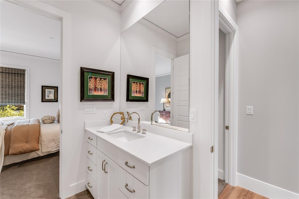 Hamilton & Mcconnell 03 - Residential