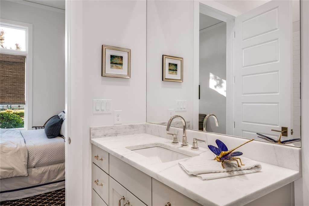 Hamilton & Mcconnell 03 - Residential