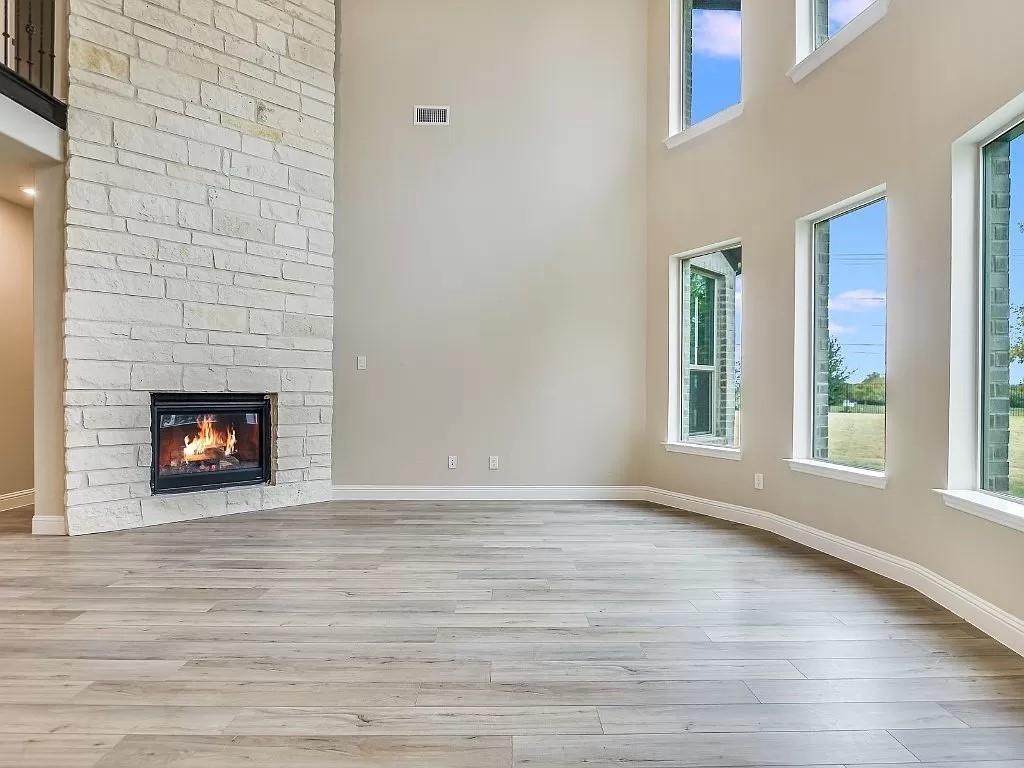 Frontier Estates - Residential Lease