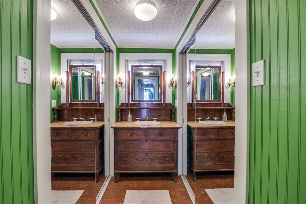 Terrell Rev - Residential