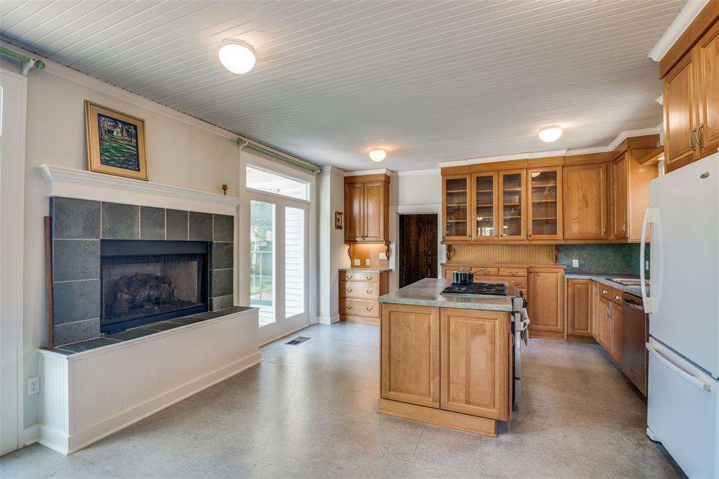 Terrell Rev - Residential