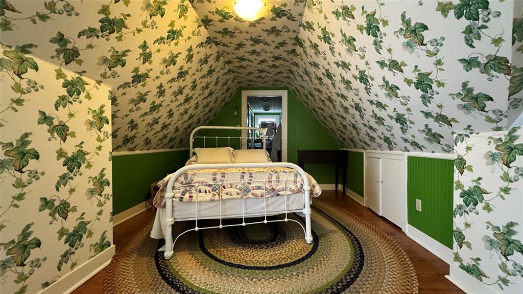 Terrell Rev - Residential