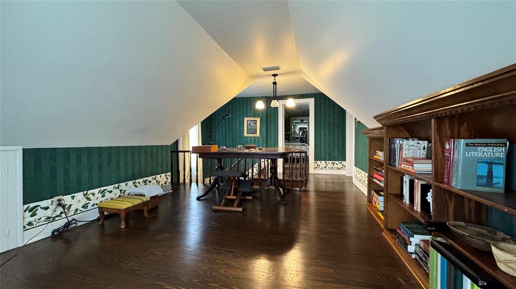 Terrell Rev - Residential