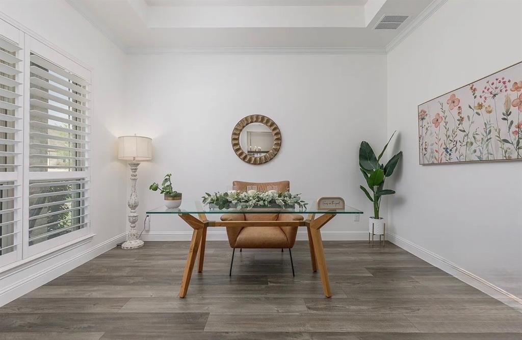 2131 Lassen Drive