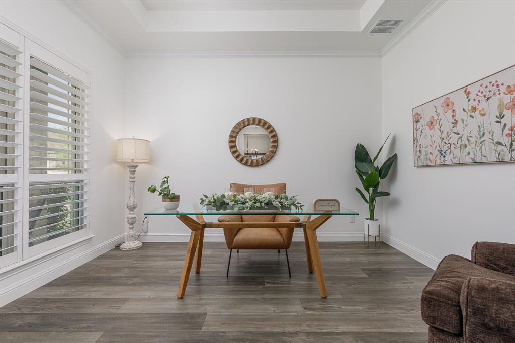 2131 Lassen Drive
