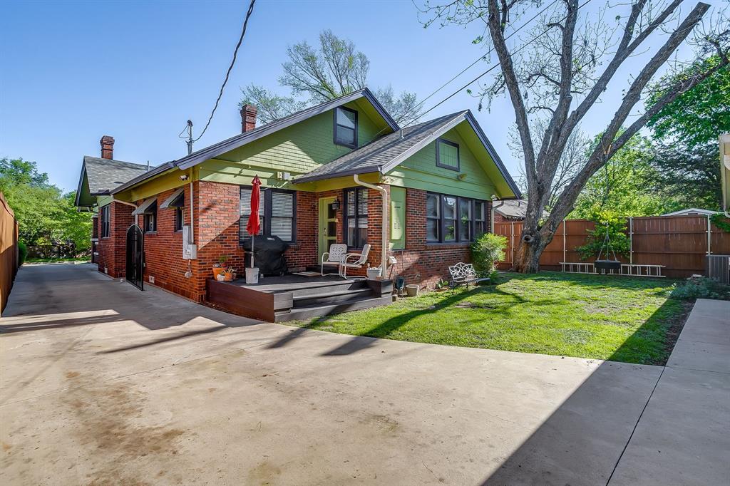 Mistletoe Heights - Residential