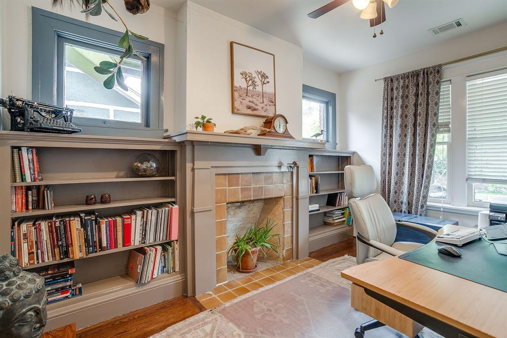 Mistletoe Heights - Residential