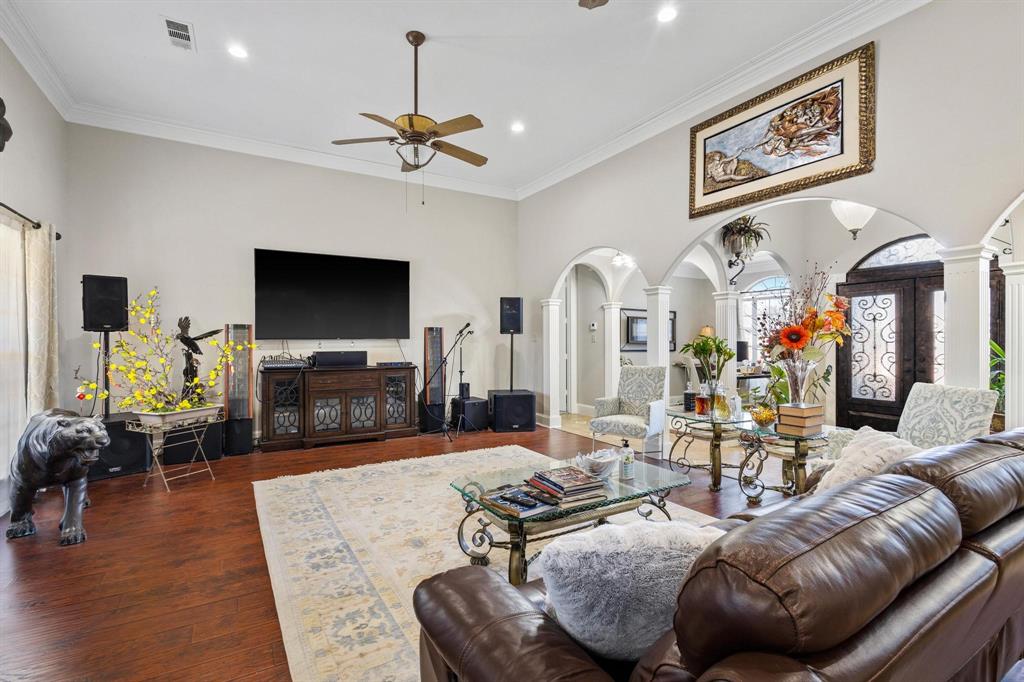 2924 Preston Club Drive