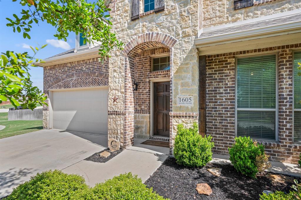 1605 Sandle Wood Drive