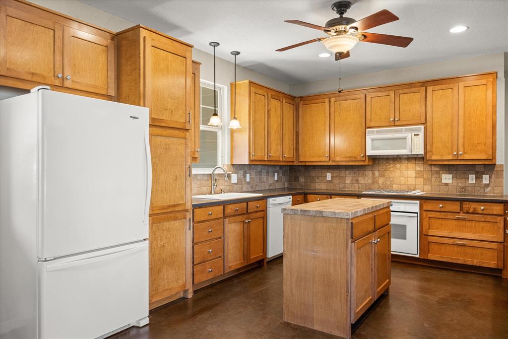 Olde Town At The Square - Residential