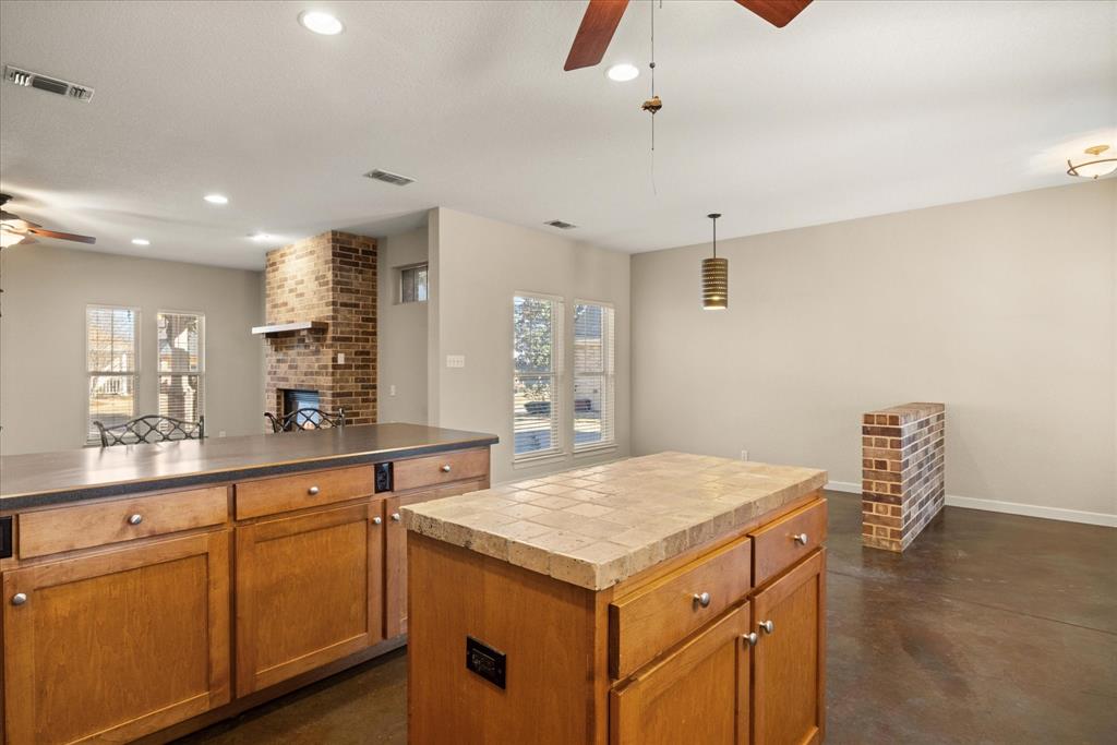 Olde Town At The Square - Residential