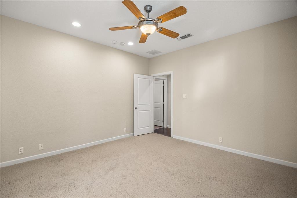 Olde Town At The Square - Residential