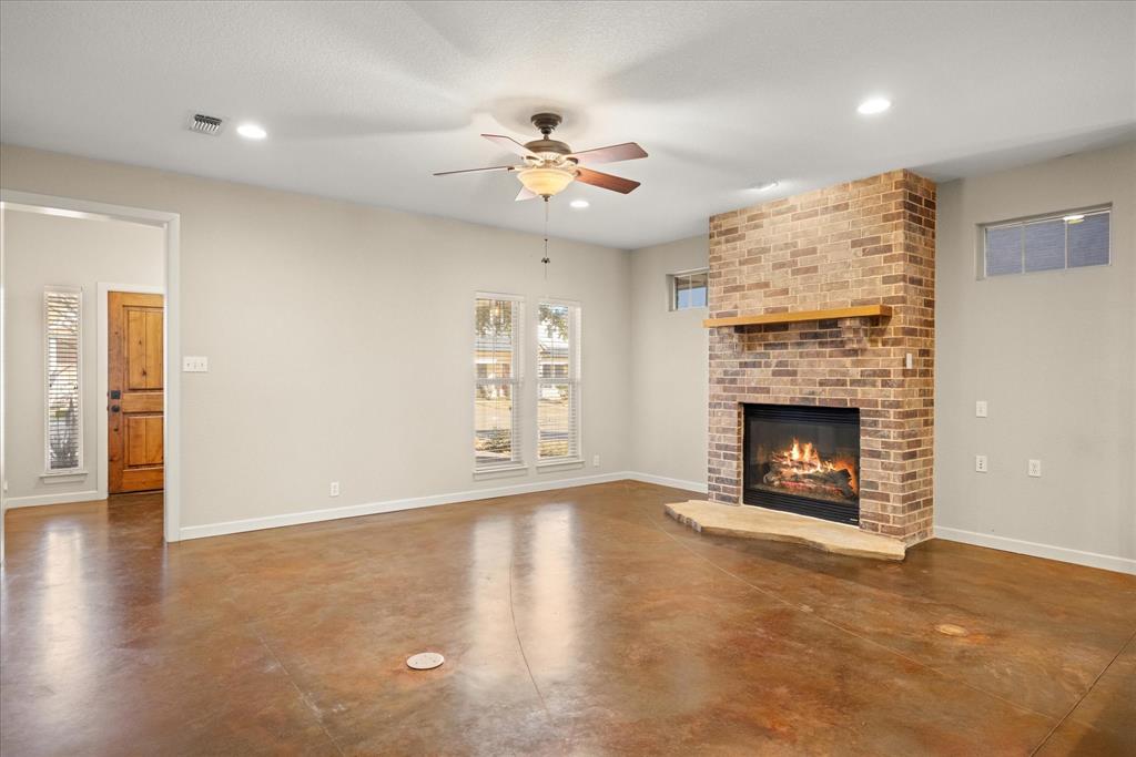 Olde Town At The Square - Residential