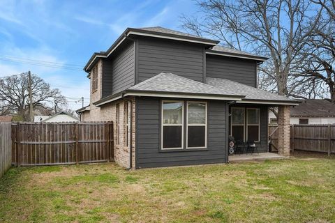 Tiny photo for 216 Craig Street, Sulphur Springs, TX 75482 (MLS # 21197901)