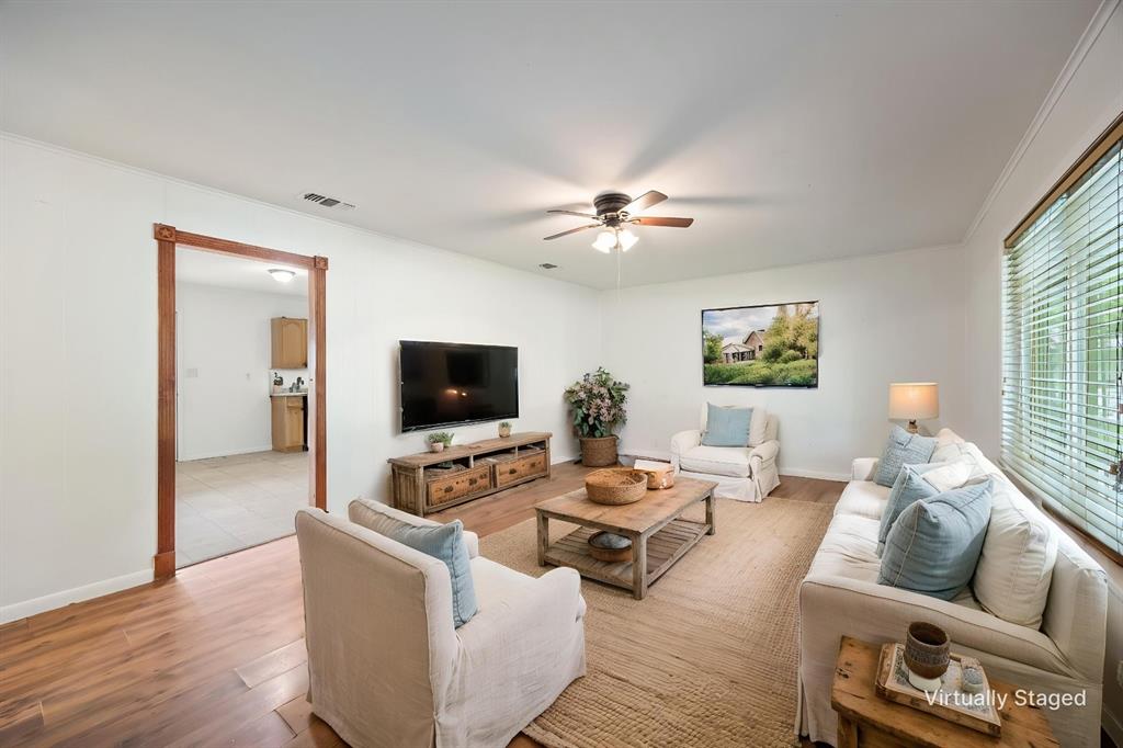 A0292 SUMMERLIN A S ACRES 1.251 - Residential