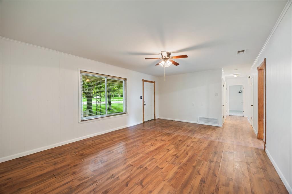 A0292 SUMMERLIN A S ACRES 1.251 - Residential