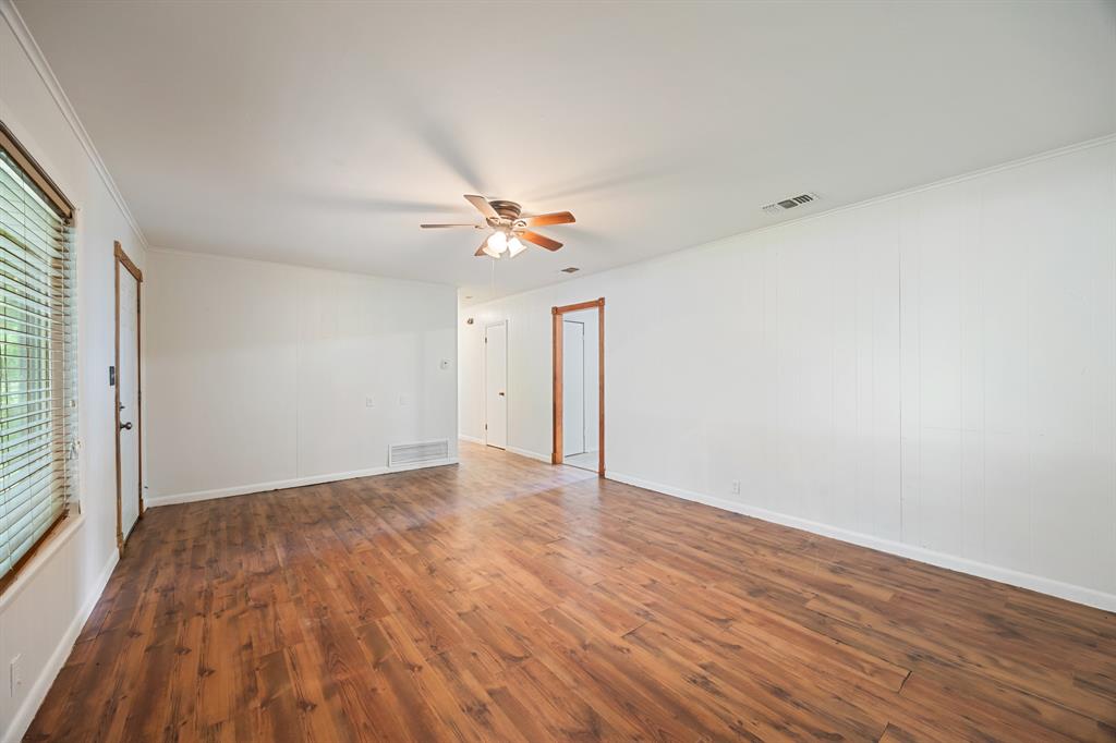 A0292 SUMMERLIN A S ACRES 1.251 - Residential