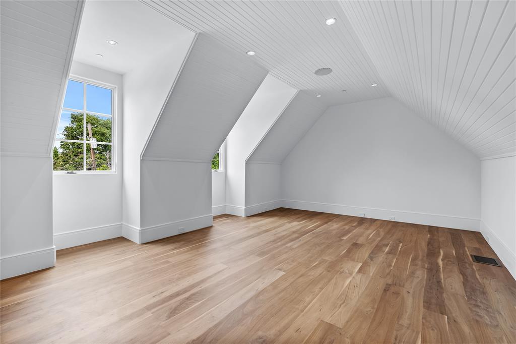 Highland Park West 02 Instl - Residential